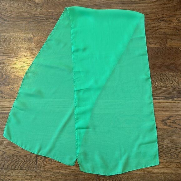 Vintage green semi sheer chiffon polyester long scarf - Picture 5 of 5